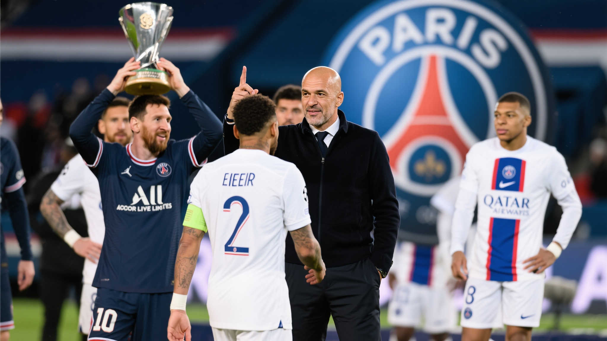 恩里克：首夺欧冠将是巴黎的非凡壮举